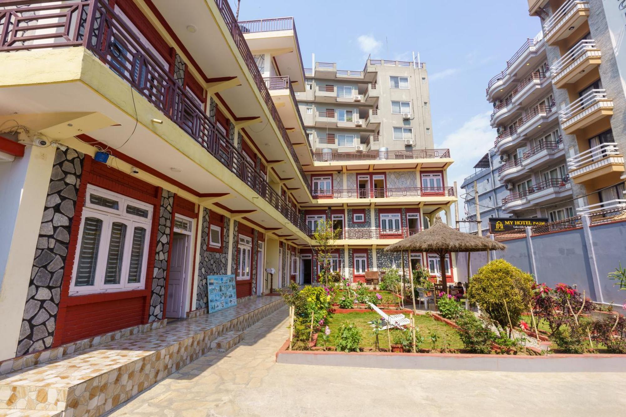 Hotel Angel Pokhara Extérieur photo