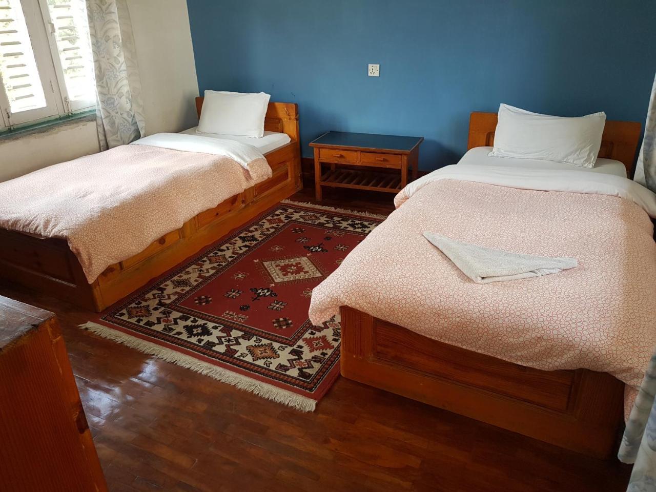 Hotel Angel Pokhara Extérieur photo